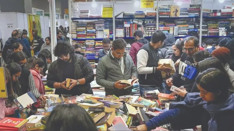 अंतरराष्ट्रीय कोलकाता पुस्तक मेले में पहुंचे 29 लाख लोग, बिकीं 27 करोड़ की किताबें
