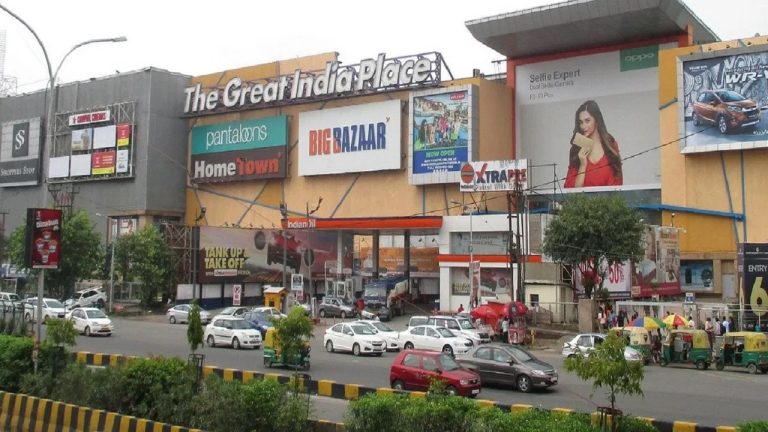 शोज हाउसफुल, पर सिनेमाघर खाली, क्या है कॉरपोरेट बुकिंग