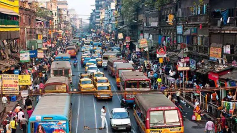 दिल्ली देश का सबसे प्रदूषित महानगर, दूसरे नंबर पर कोलकाता