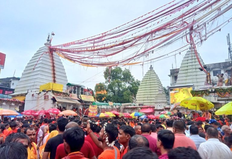 देवघर के बाबा बैद्यनाथ धाम में 53.91 लाख से अधिक श्रद्धालुओं ने किया जलार्पण