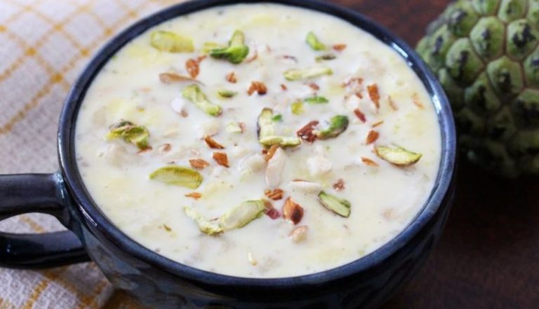 नवरात्रि पर बनाएं विशेष व्यंजन