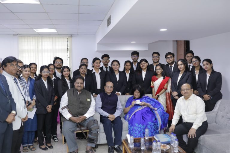 हेरिटेज लॉ कॉलेज में कॉनकर्ड 2025 में पहुंचे कानून क्षेत्र के दिग्गज