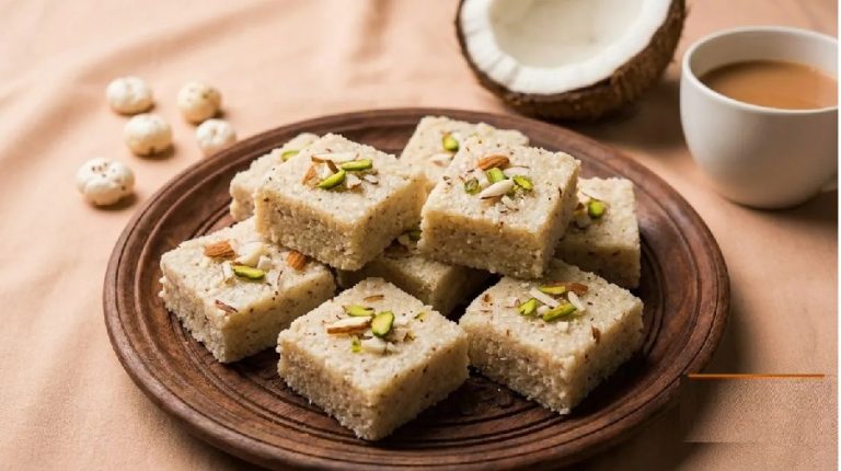 जन्माष्टमी पर कान्हा को लगाइए इन व्यंंजनों का भोग
